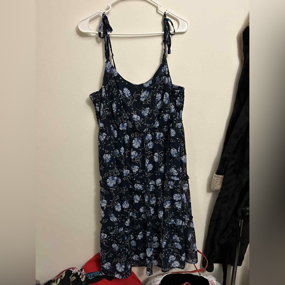 Lily Rose Navy and White Smocked Dress size xxl